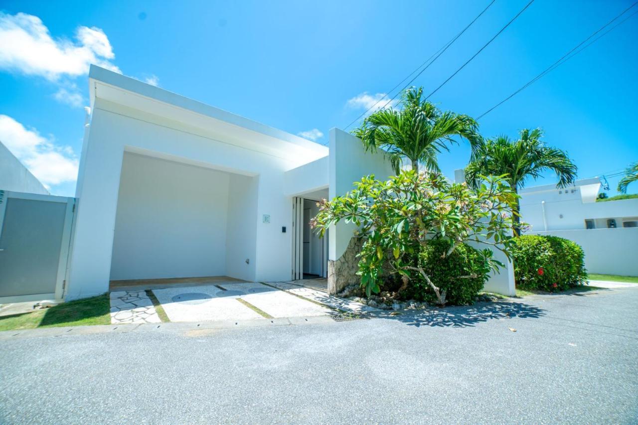 Crystal Villa Miyakojima Sunayama Beach מראה חיצוני תמונה